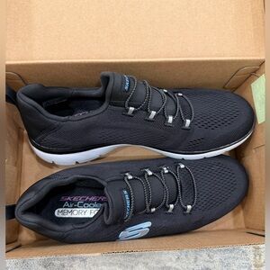 Skechers Womens Summit Sneakers